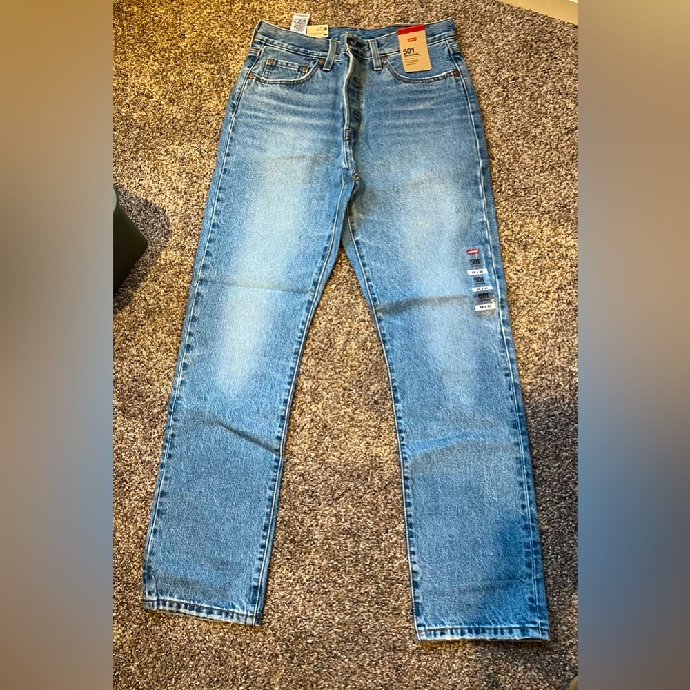 Levi’s women’s original 501 button fly jeans size 29x30 NWT
